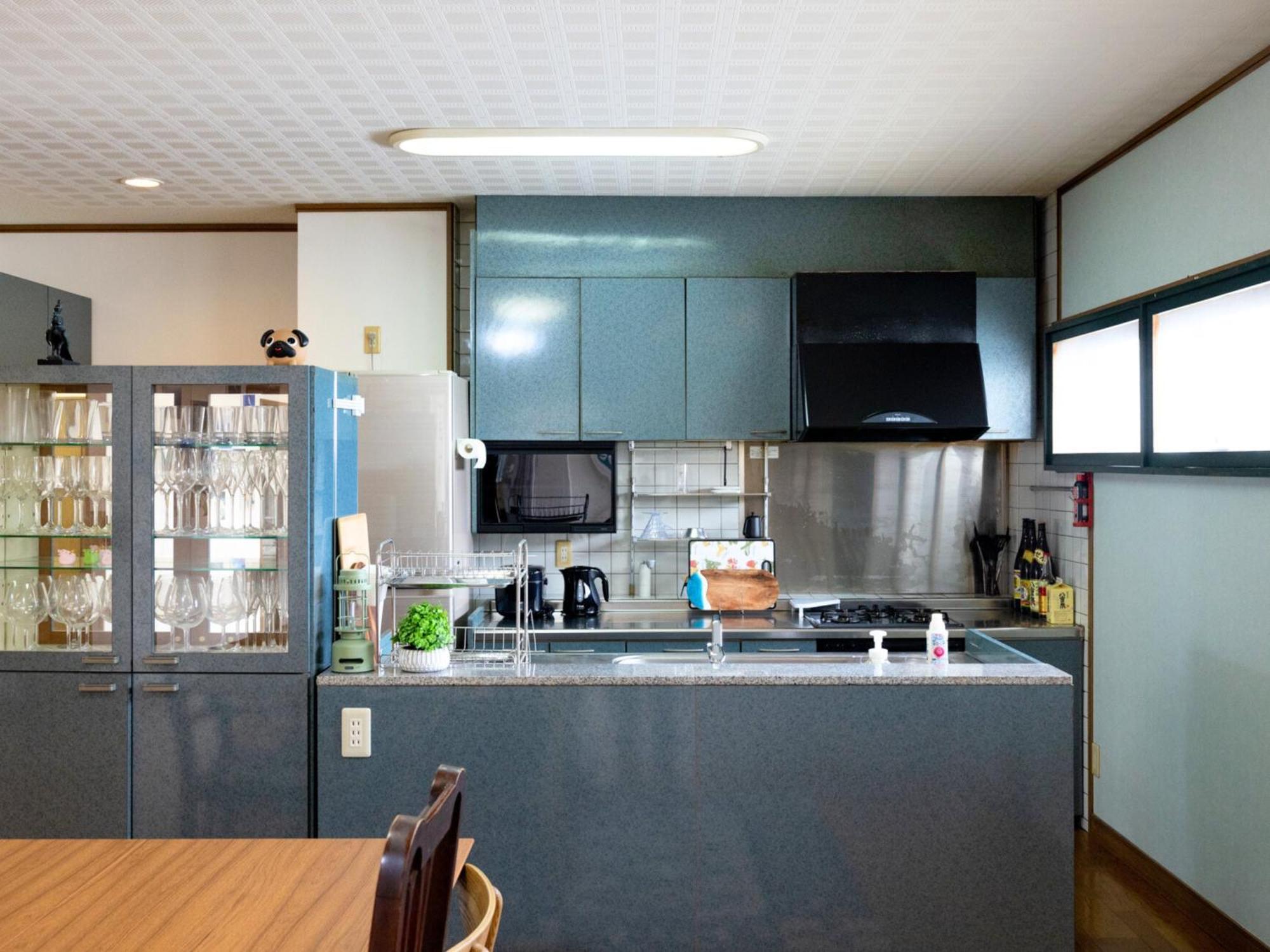 Hébergement de vacances 石垣島グループの宿 2216 にじいろ ユーグレナモール内 Ishigaki (Okinawa)